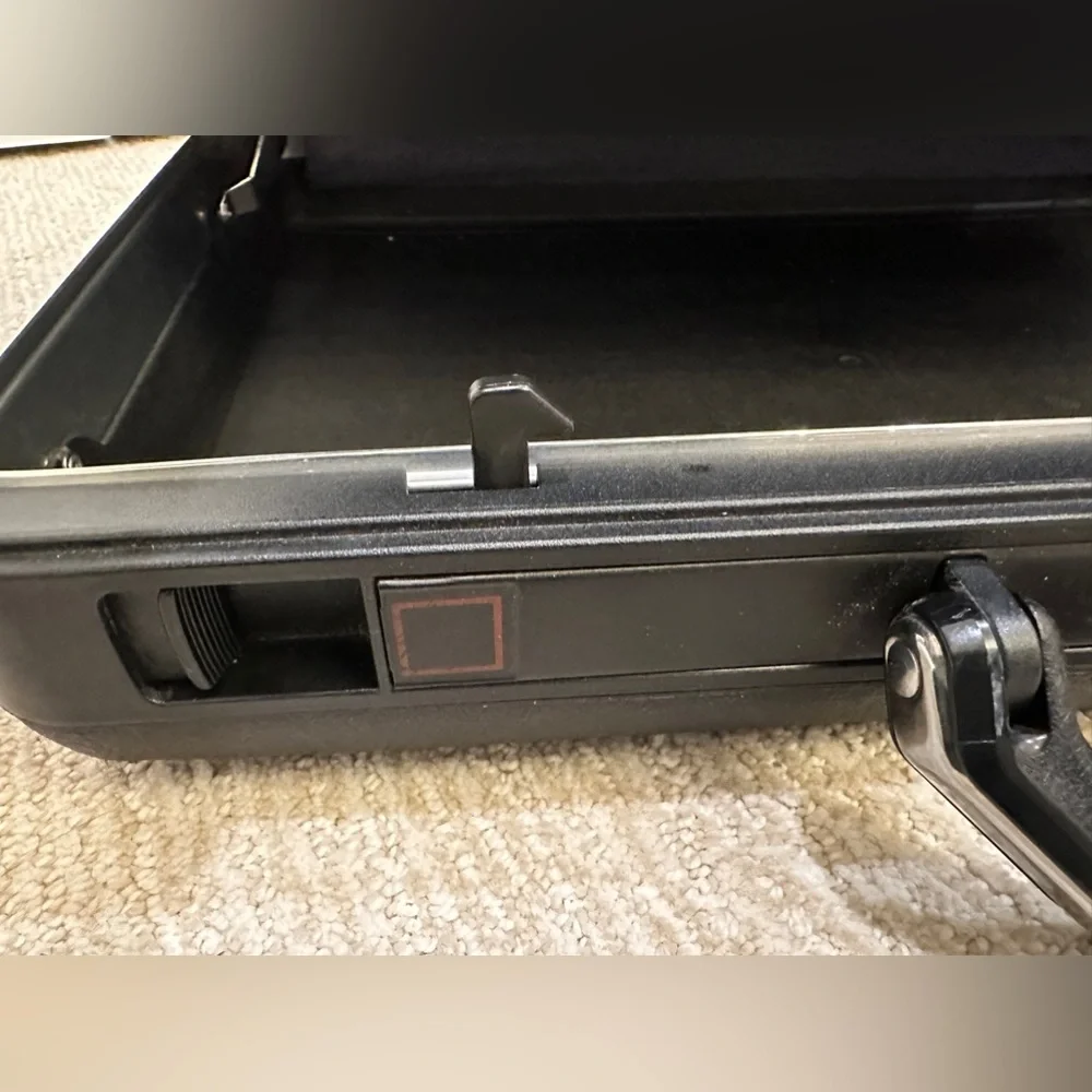 Vintage Samsonite Hardshell Broker GL Locking Briefcase 💼 🔒🔑